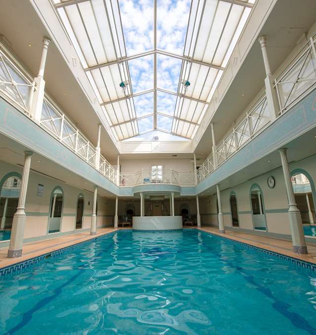 spa day cotswolds